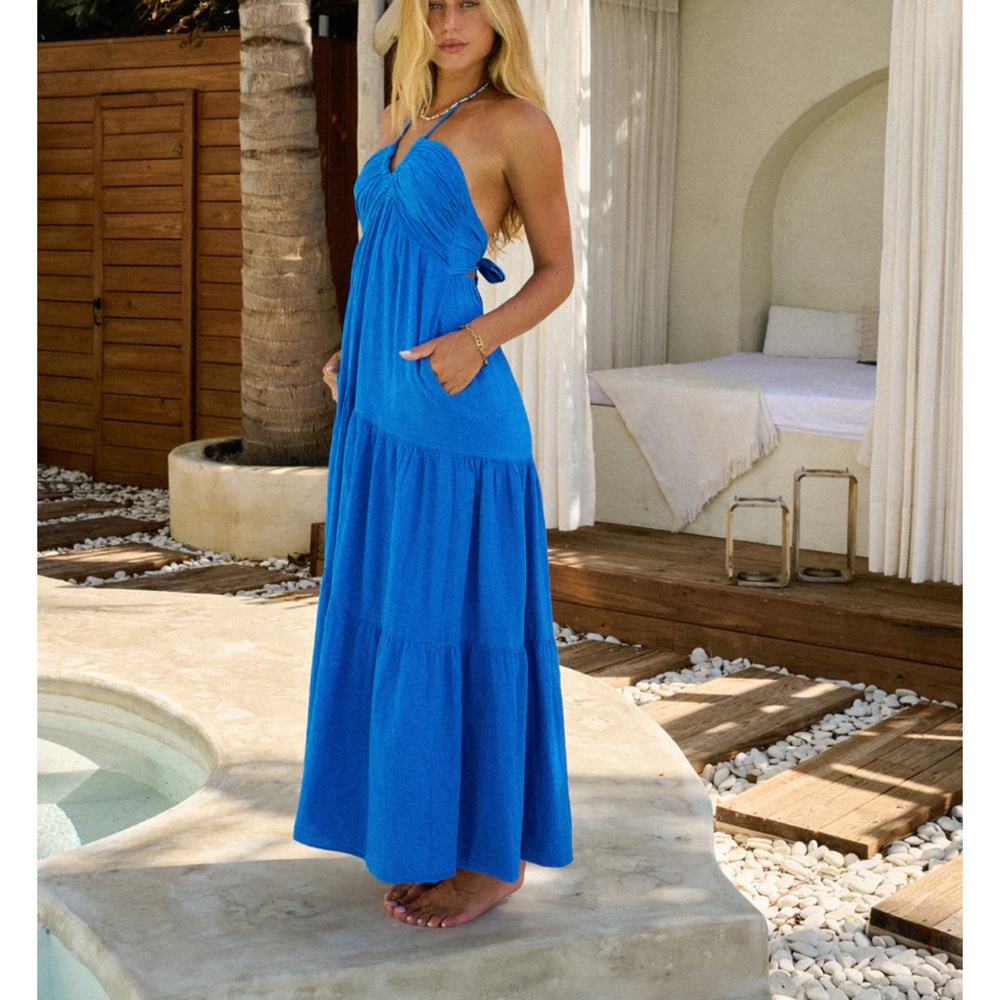 Elegant Blue Maxi Dress